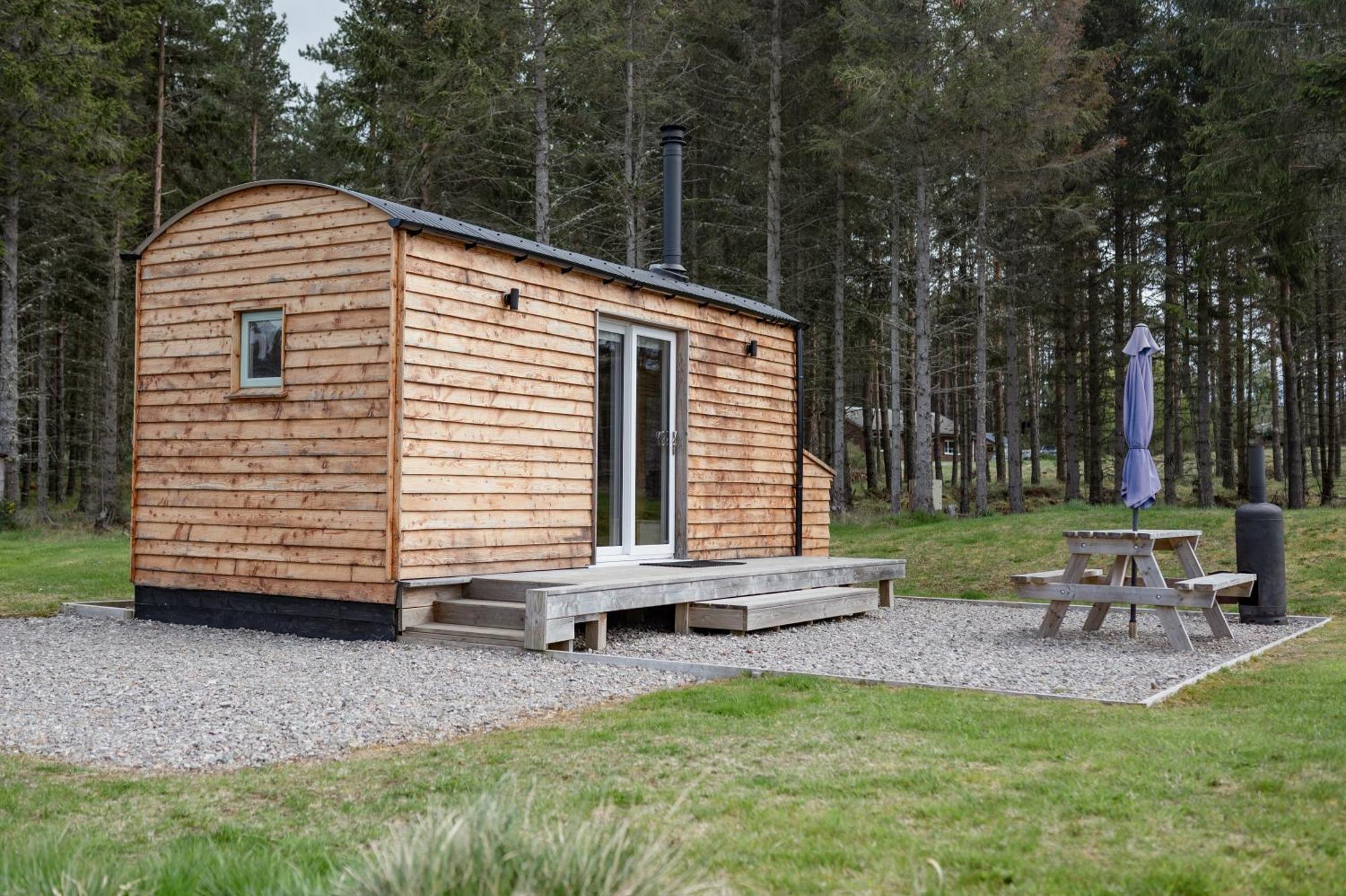Highland Shepherd Huts Нети Бридж Стая снимка